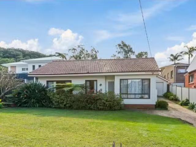 House for rent in Wollongong West, New South Wales