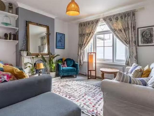 Apartment for rent in Alton Barnes, Essex