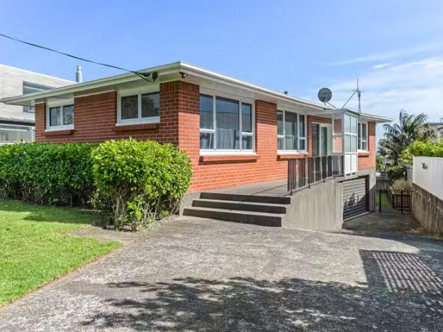 House for rent in Heathcote, Canterbury