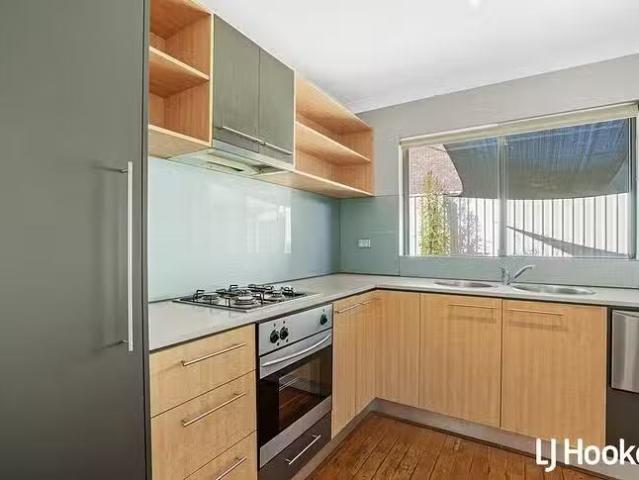 House for rent in Como, Western Australia