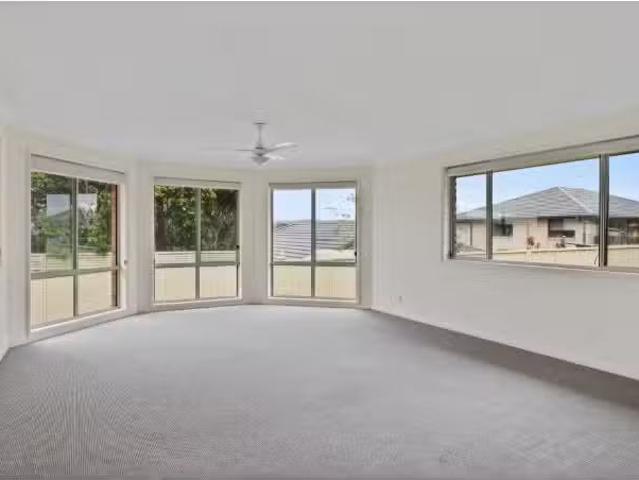 House for rent in Lake Cathie, New South Wales