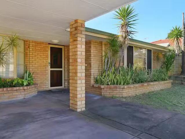 House for rent in Kardinya, Western Australia