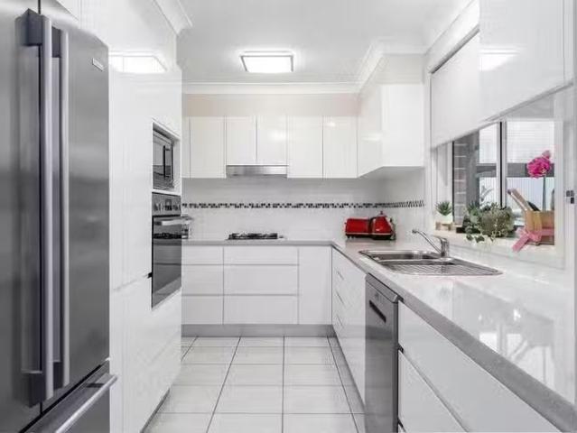 House for rent in Wollongong West, New South Wales