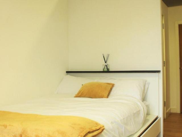 Room for rent in Bede Island, Old Wharf