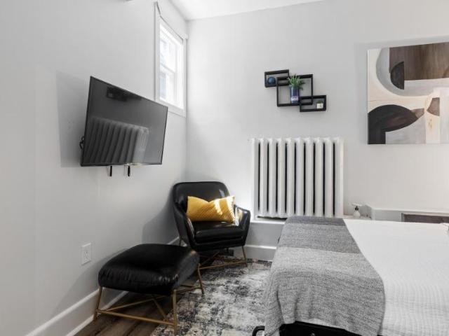 Room for rent in Mulhurst Bay, Ontario