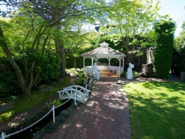 Room for rent in Fairview, Vancouver