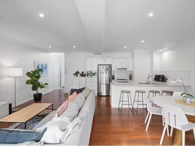 Condo for rent in Toombul, Queensland