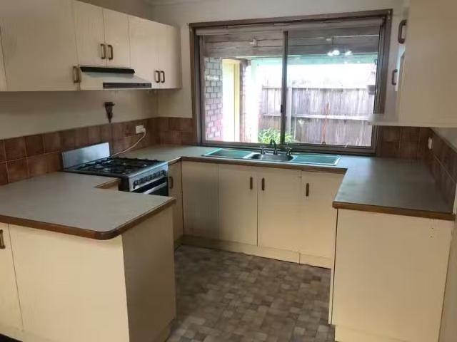 House for rent in Drouin, Victoria