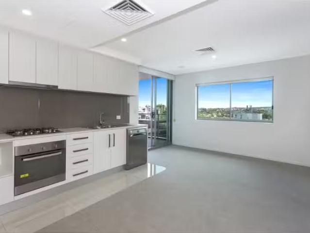 Apartment for rent in Toombul, Queensland