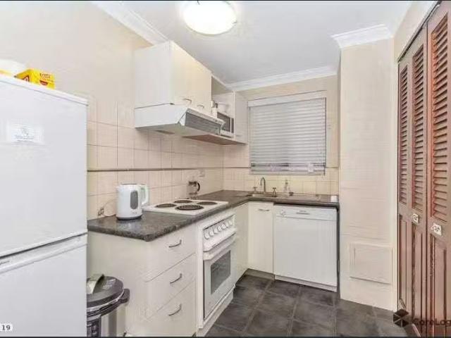 Apartment for rent in Daglish, Western Australia