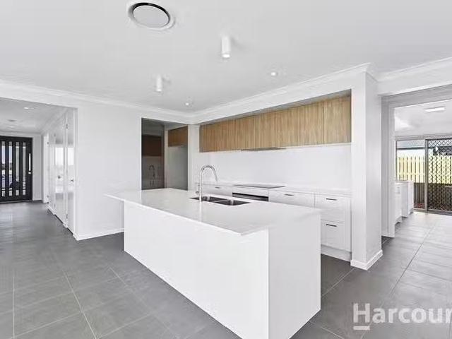 House for rent in Kawungan, Queensland