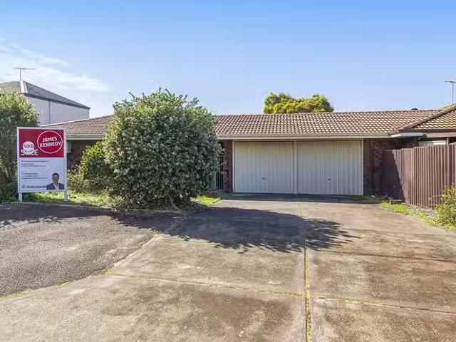 House for rent in Kingsley, Western Australia