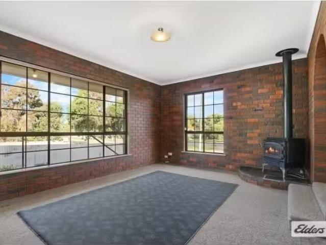 House for rent in Howlong, New South Wales