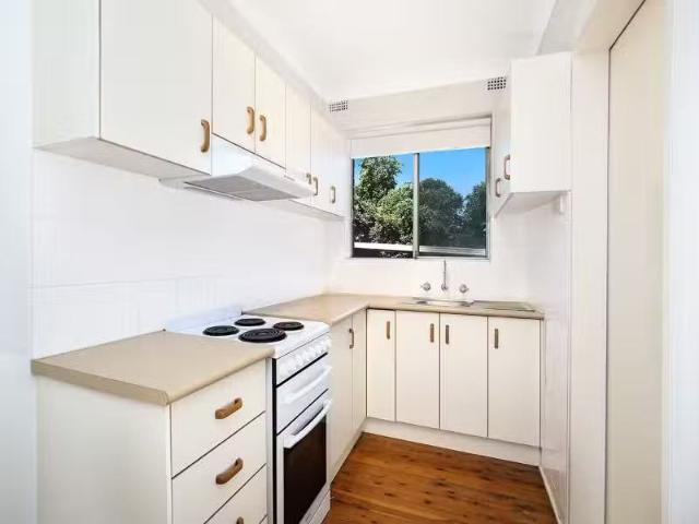 Apartment for rent in Wollongong West, New South Wales