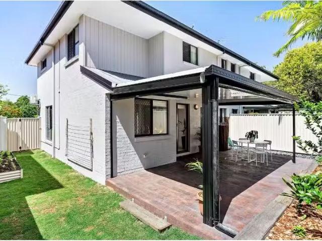 Condo for rent in Toombul, Queensland