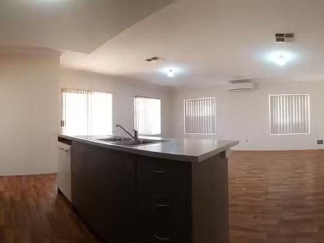 House for rent in Carlisle, Western Australia