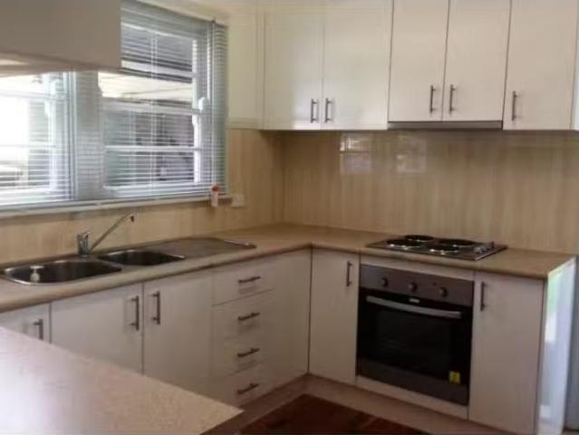 House for rent in Wollongong West, New South Wales