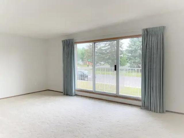 Apartment for rent in Northwest, Alberta