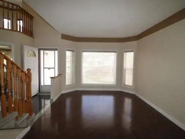 Apartment for rent in Coral Springs, Calgary