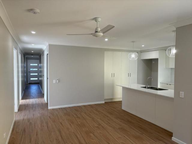 Apartment for rent in Dugandan, Queensland
