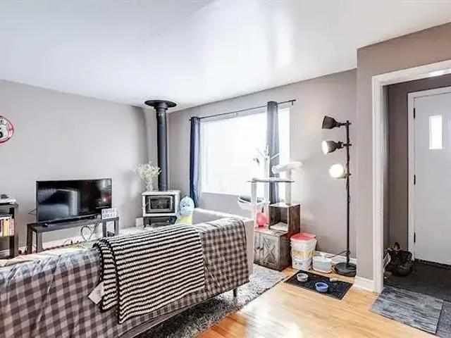 Apartment for rent in Wedgewood, Alberta
