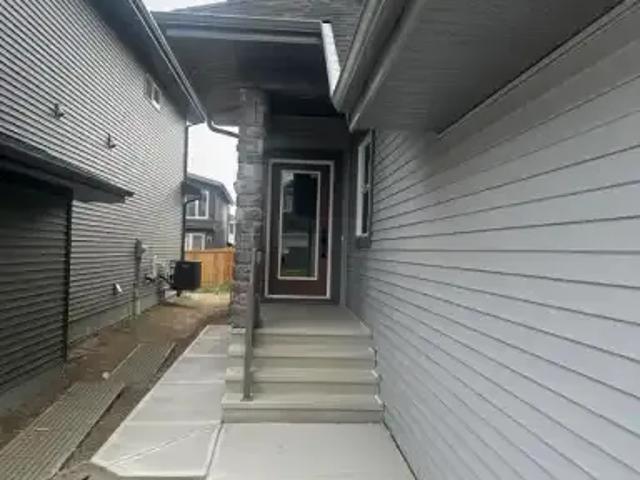 Apartment for rent in Wedgewood, Alberta