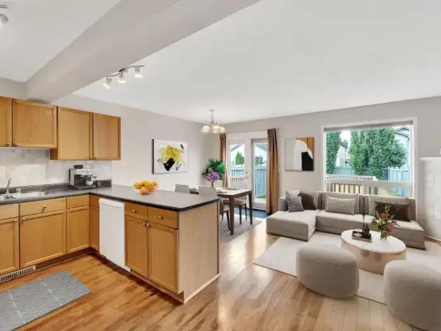 Apartment for rent in Wedgewood, Alberta