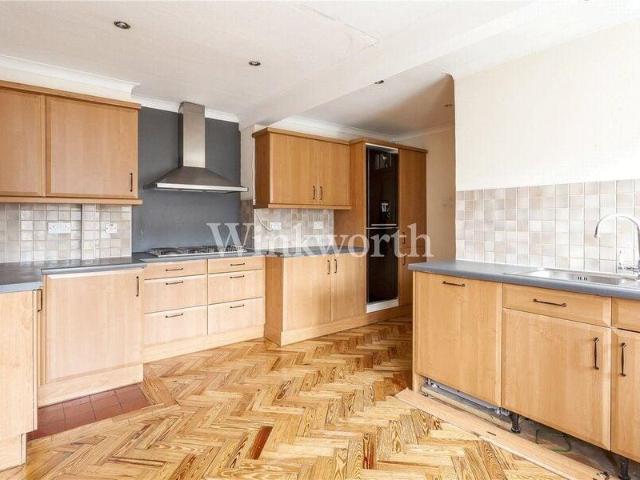 Apartment for rent in Hampstead, Greater London