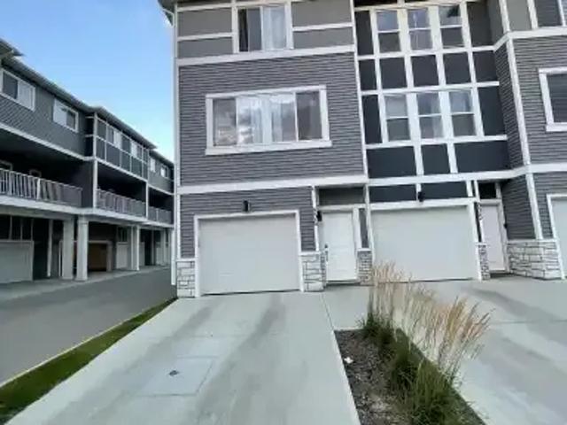 Condo for rent in Chestermere, Alberta