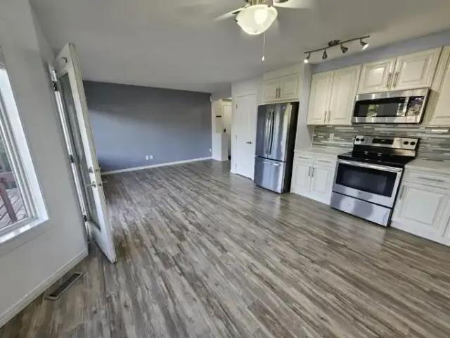 Condo for rent in Wedgewood, Alberta