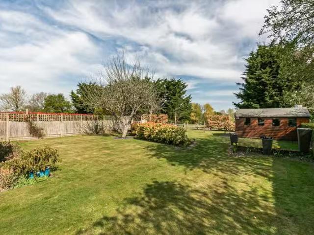 House for rent in Pottersheath, King's Walden