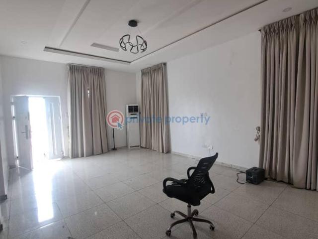 House for rent in Eti Osa, Lagos