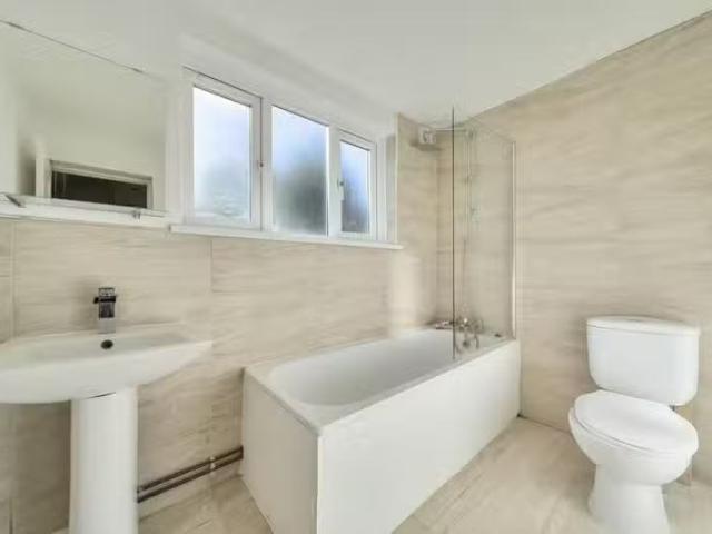 House for rent in Homerton, Greater London