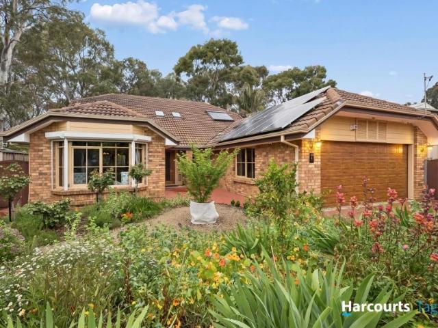 House for sale in Aberfoyle Park, Adelaide