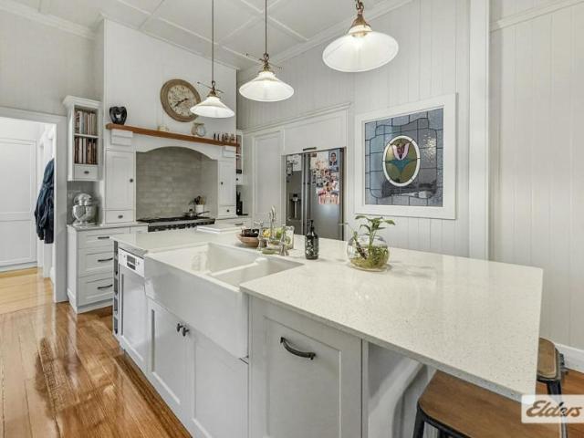 House for sale in Atherton