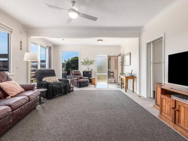 House for sale in Belmont, Geelong