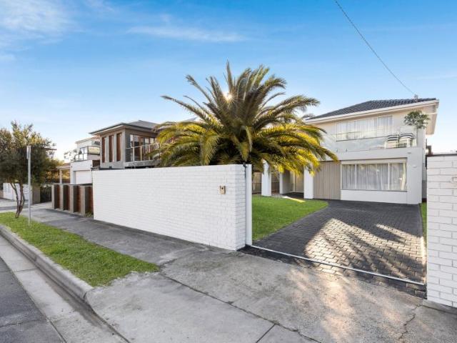 House for sale in Bonbeach, Melbourne