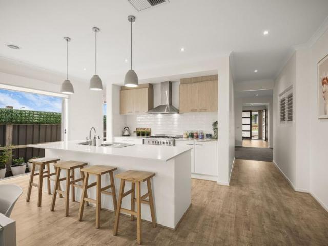 House for sale in Acacia Botanic Ridge, Melbourne