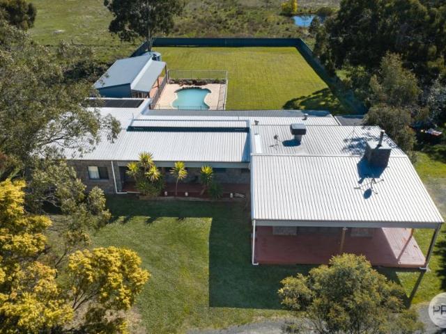 House for sale in Bunkers Hill, Haddon