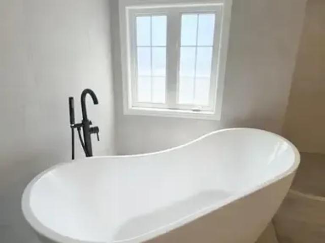 House for rent in Burlington, Ontario