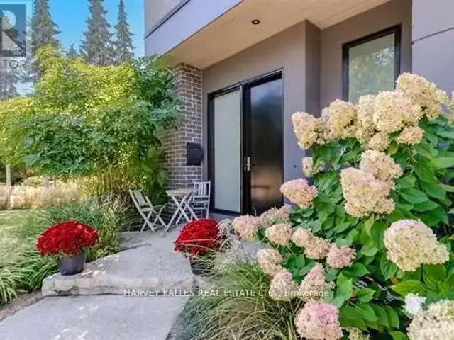 House for rent in Burlington, Ontario