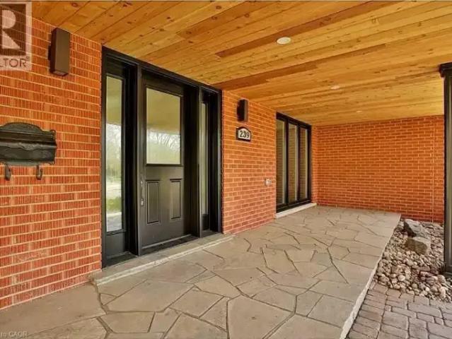 House for rent in Roseland, Burlington