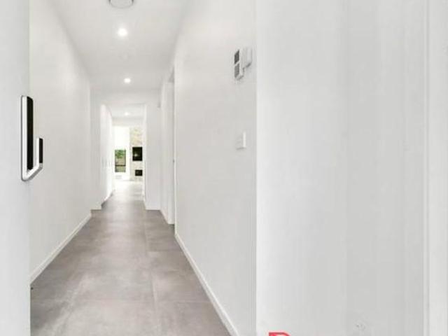 House for sale in Taylors Park, Melbourne