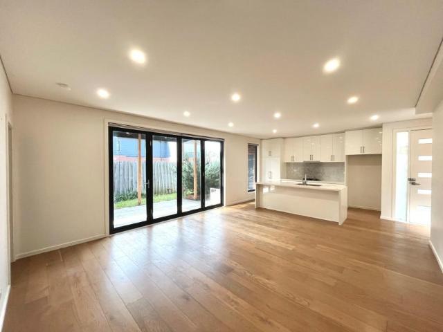 House for rent in Burwood, Melbourne