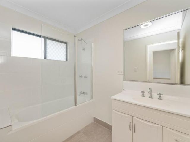 House for rent in Bushland Beach, Queensland