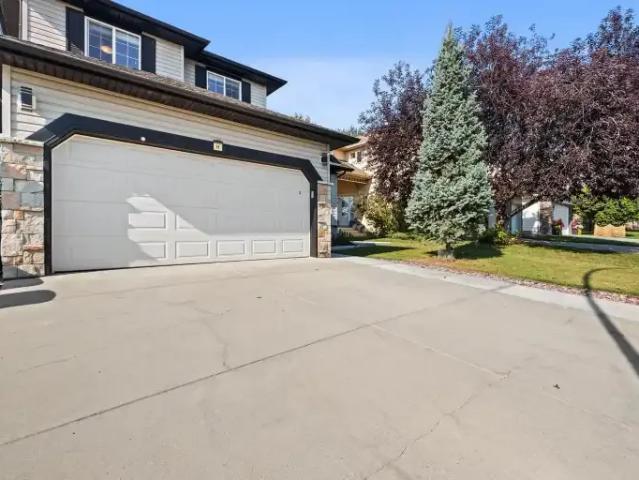 House for rent in Panorama Hills, Calgary