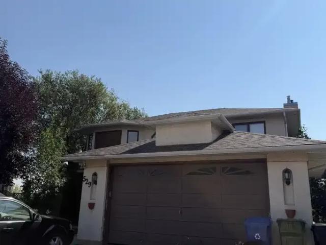 House for rent in Sandstone Valley, Calgary