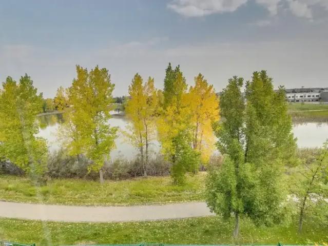 House for rent in Evergreen, Calgary