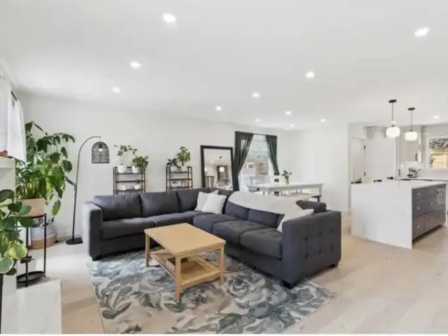 House for rent in Canyon Meadows, Calgary