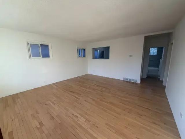 House for rent in Hillhurst, Calgary